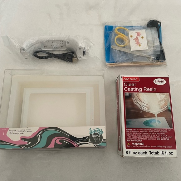 Arts and Crafts Bundle - Picture 3 of 14